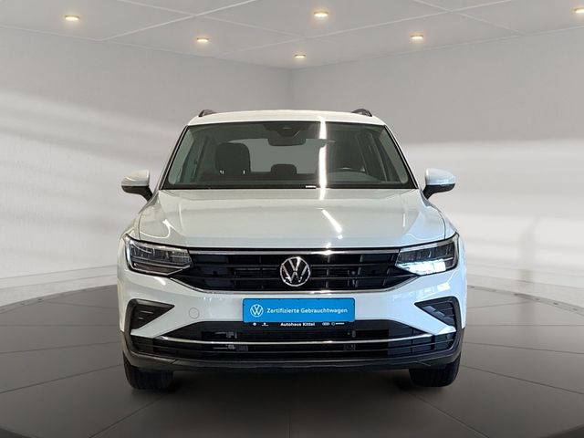 Tiguan Life 2.0 TDI 110 kW DSG  LED, Navi, AZV,