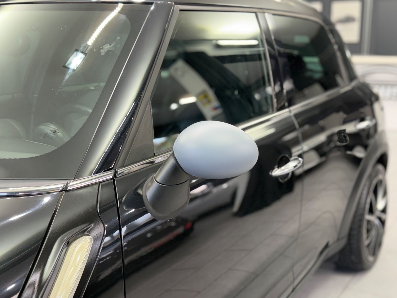 Fahrzeugabbildung MINI COOPER D Countryman Cooper D All4|PANO|NAVI|