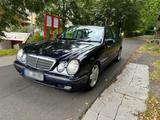 Mercedes-Benz E200 W210 - Mercedes-Benz E 200: Limousine, W210