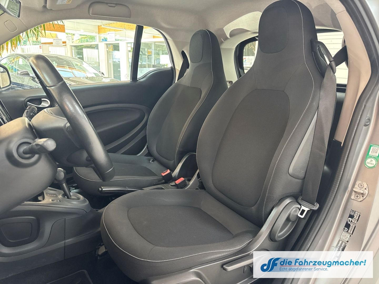 Fahrzeugabbildung Smart fortwo coupe electric drive EQ Navi Klimaautom K