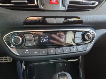 Hyundai i30 N-Line-DCT-48V-MH-LHZG-PDC-SHZG.