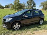 Peugeot 2008 Blue HDI 1.6   - Peugeot 2008: 1.6