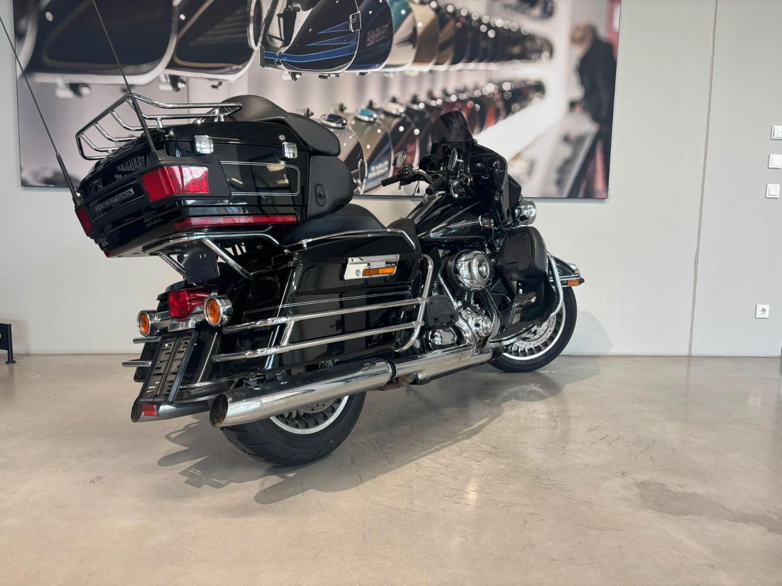 Harley-Davidson FLHTCU Electra Glide Ultra Classic