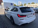 BMW 320d Touring MSport Panorama HeadUp - BMW 320 in Bielefeld