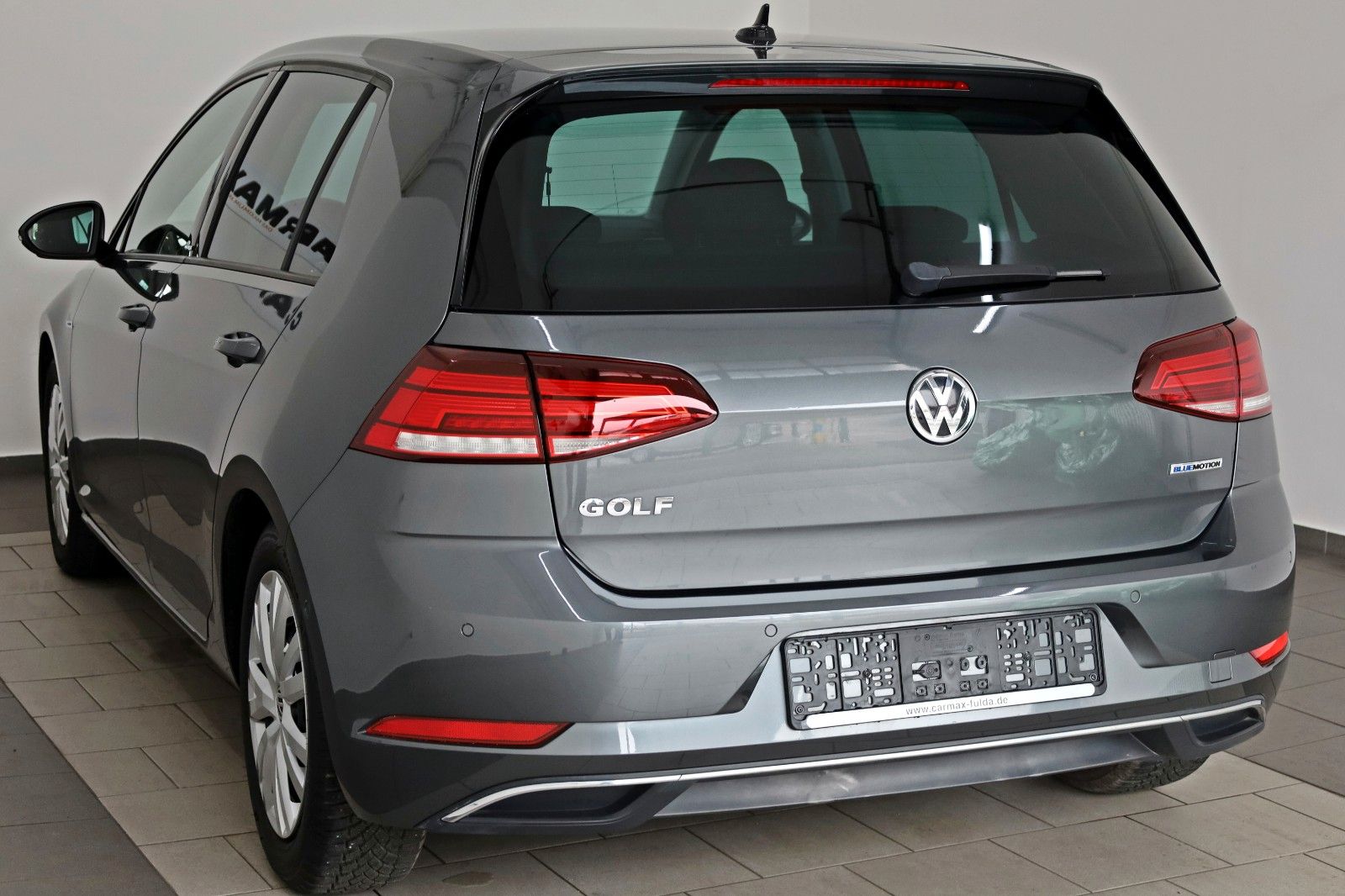 Fahrzeugabbildung Volkswagen Golf VII Lim. IQ.DRIVE BM Navi,SH,ACC,ParkAssist