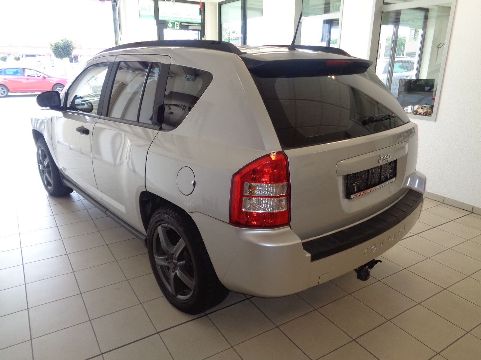 Fahrzeugabbildung Jeep Compass Sport / KLIMA / ALLRAD /