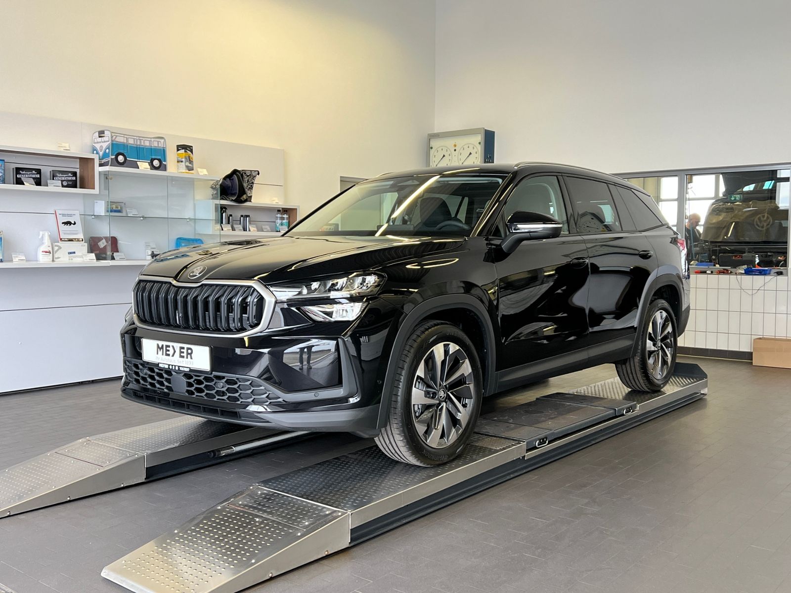 Fahrzeugabbildung SKODA Kodiaq Selection 2.0 TDI DSG *AHK, LED, Komfortp