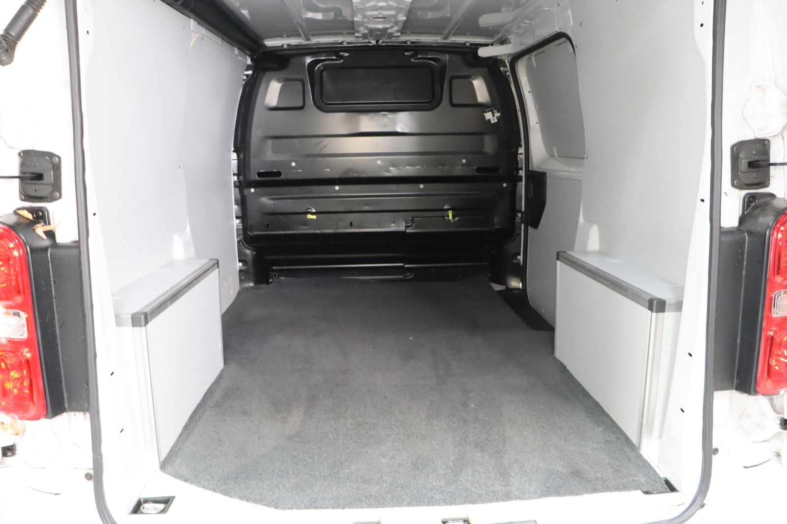 Fahrzeugabbildung Citroën Jumpy Kasten Club L2H1 * Klima * Navi * AHK