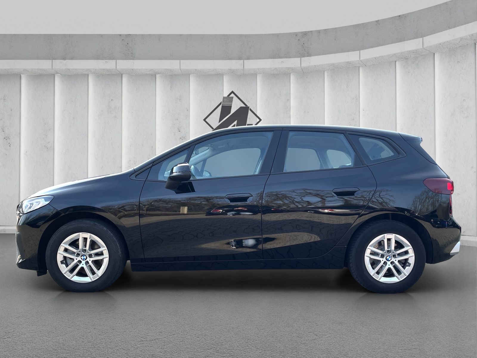 Fahrzeugabbildung BMW 218 Active Tourer 218d ActiveT.*Kamera*LED*Navi*