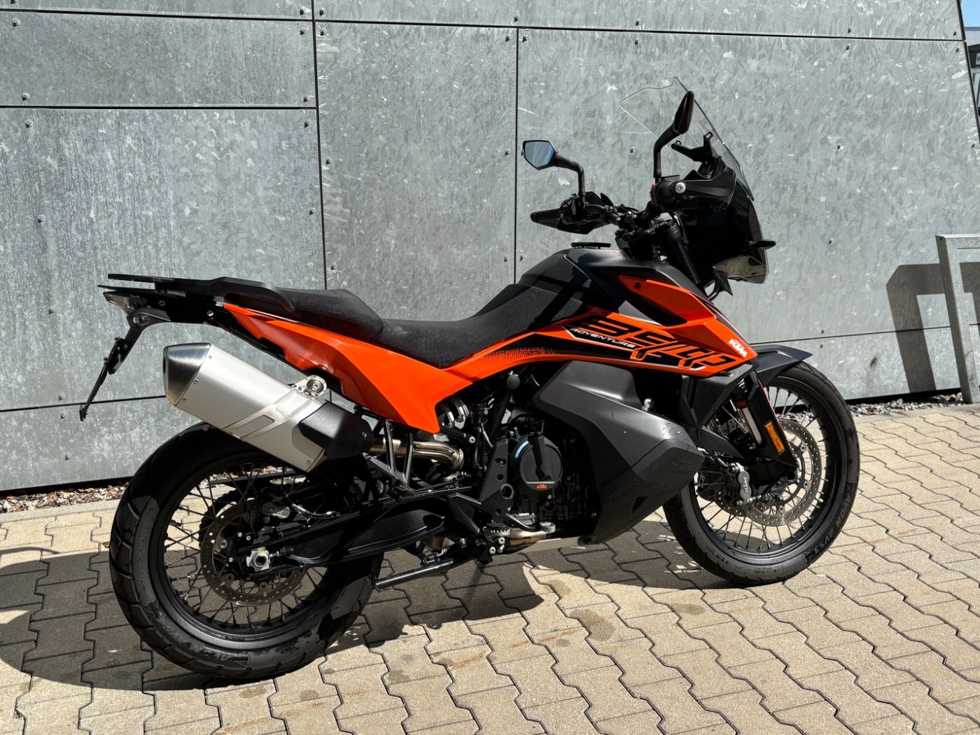Fahrzeugabbildung KTM 890 Adventure