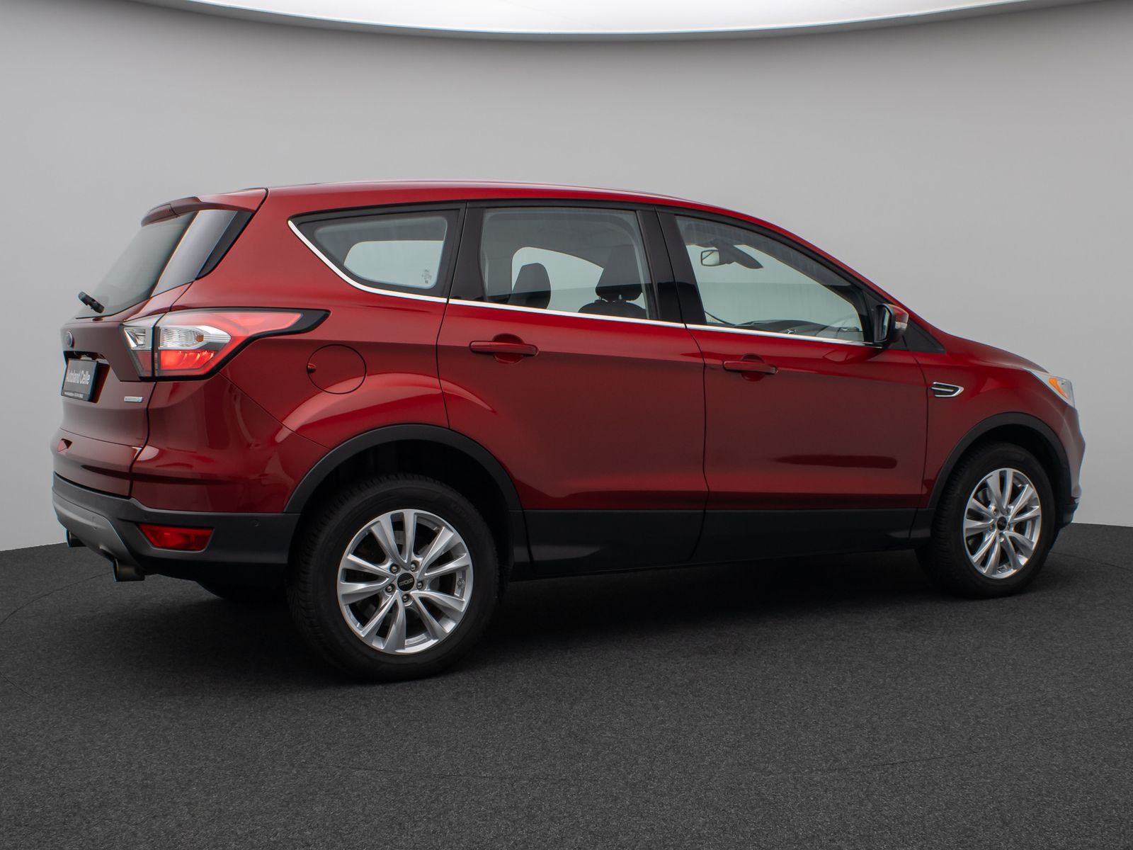 Fahrzeugabbildung Ford Kuga Titanium Navigation Kamera Sitzhzg Tempomat