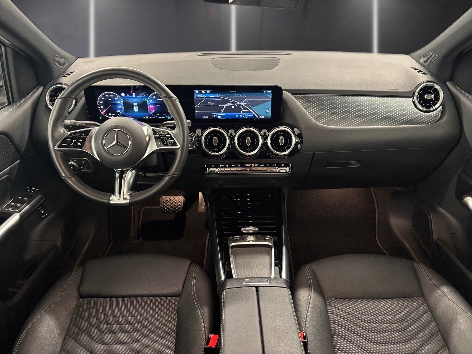 Fahrzeugabbildung Mercedes-Benz B 200 Progressive*AHK*LED*Kamera*EasyPack*Wides*