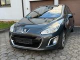 Peugeot 308 Allure Panorama LED Navi Scheckheft 1.Hand - Peugeot Gebrauchtwagen von 2012