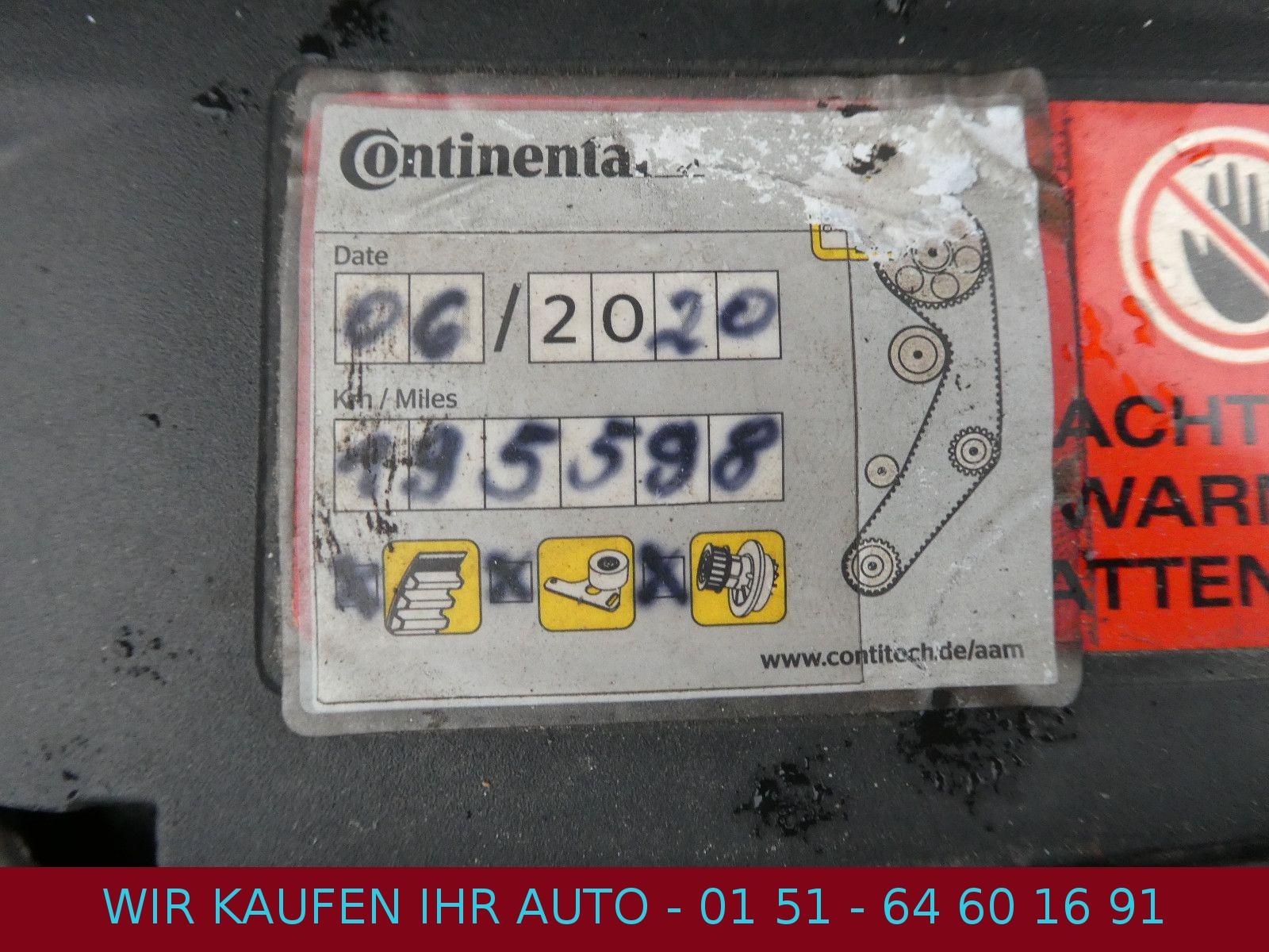 Audi A6 2010 — photo 26