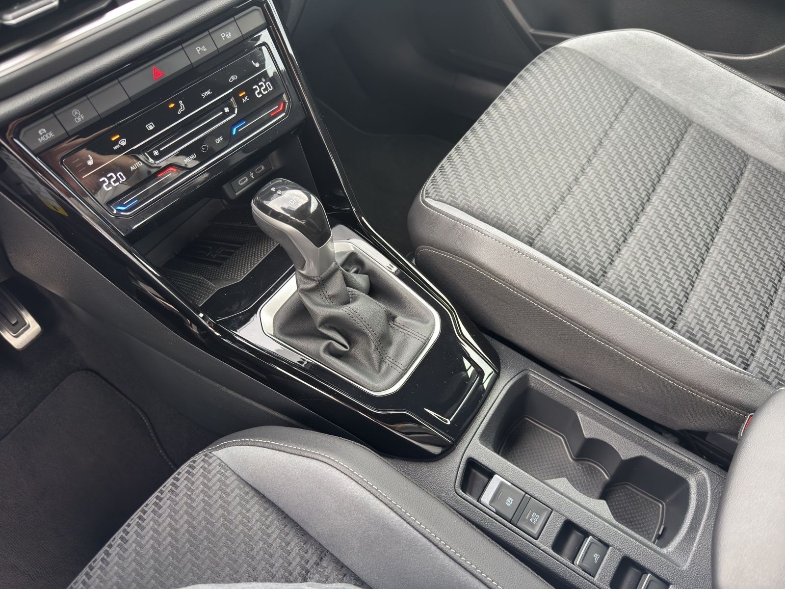 Volkswagen T-Roc - Bild 12