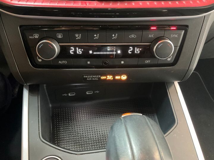 Fahrzeugabbildung SEAT Arona FR TSI DSG *Cam*LED*PDC*Sitzhzg*ACC*APP*
