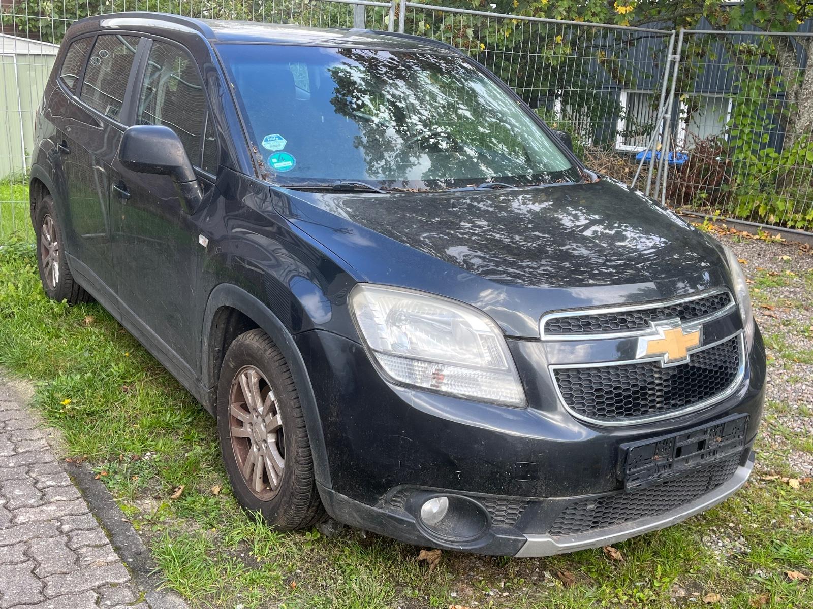 Chevrolet Orlando 2012 — interior
