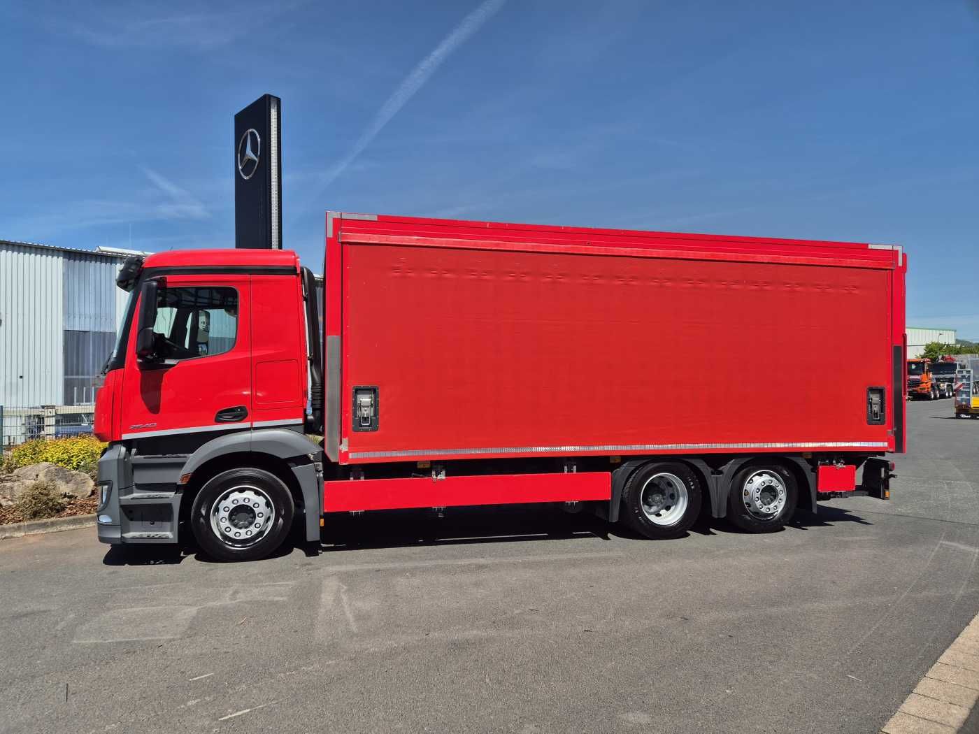 Fahrzeugabbildung Mercedes-Benz Antos 2540 LnR 6x2 LBW Schiebeplanen AHK