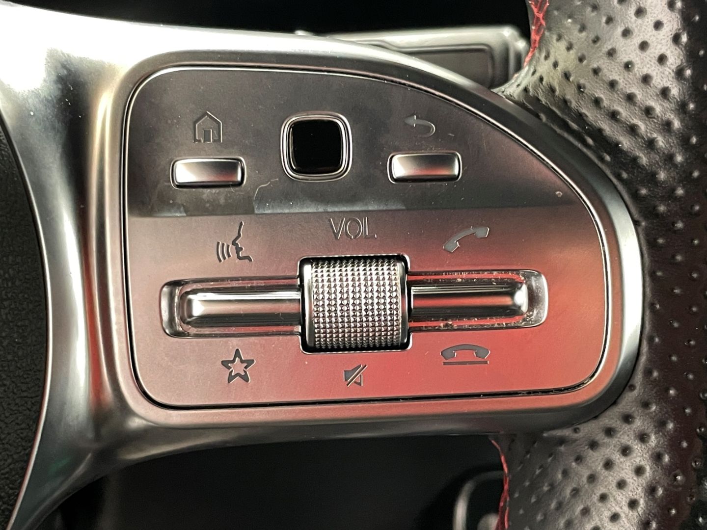 Mercedes-Benz EQB 350 4Matic AMG-Line Automatik Leder Navi LED foto 15