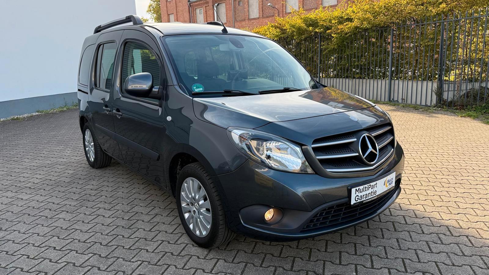 Mercedes-Benz Citan Kombi 111 CDI lang*1.HAND*Klimaautom.*AHK*