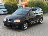 Volkswagen Touran Highline KLIMA NAVI TEMPO TUV 3/2028 - Volkswagen Touran aus 2006: Highline