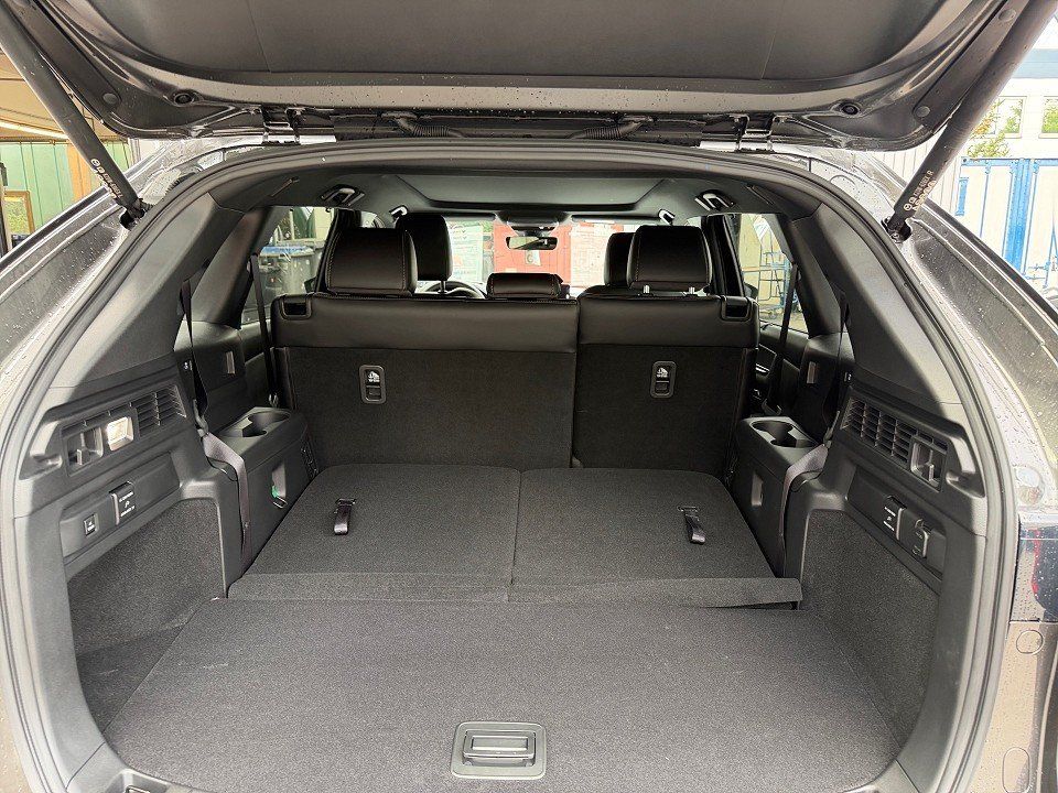 Fahrzeugabbildung Mazda CX-80 PHEV Homura Plus
