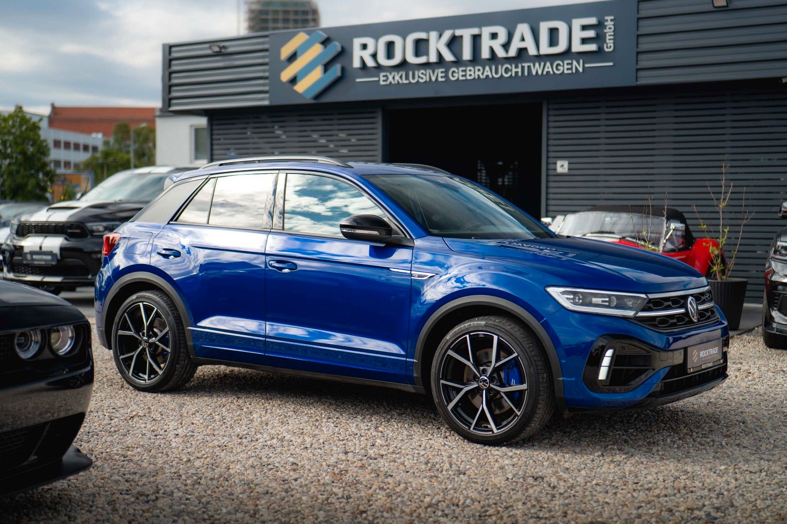 Fahrzeugabbildung Volkswagen T-Roc R 4Motion Black Design *ACC*Matrix*DAB+*