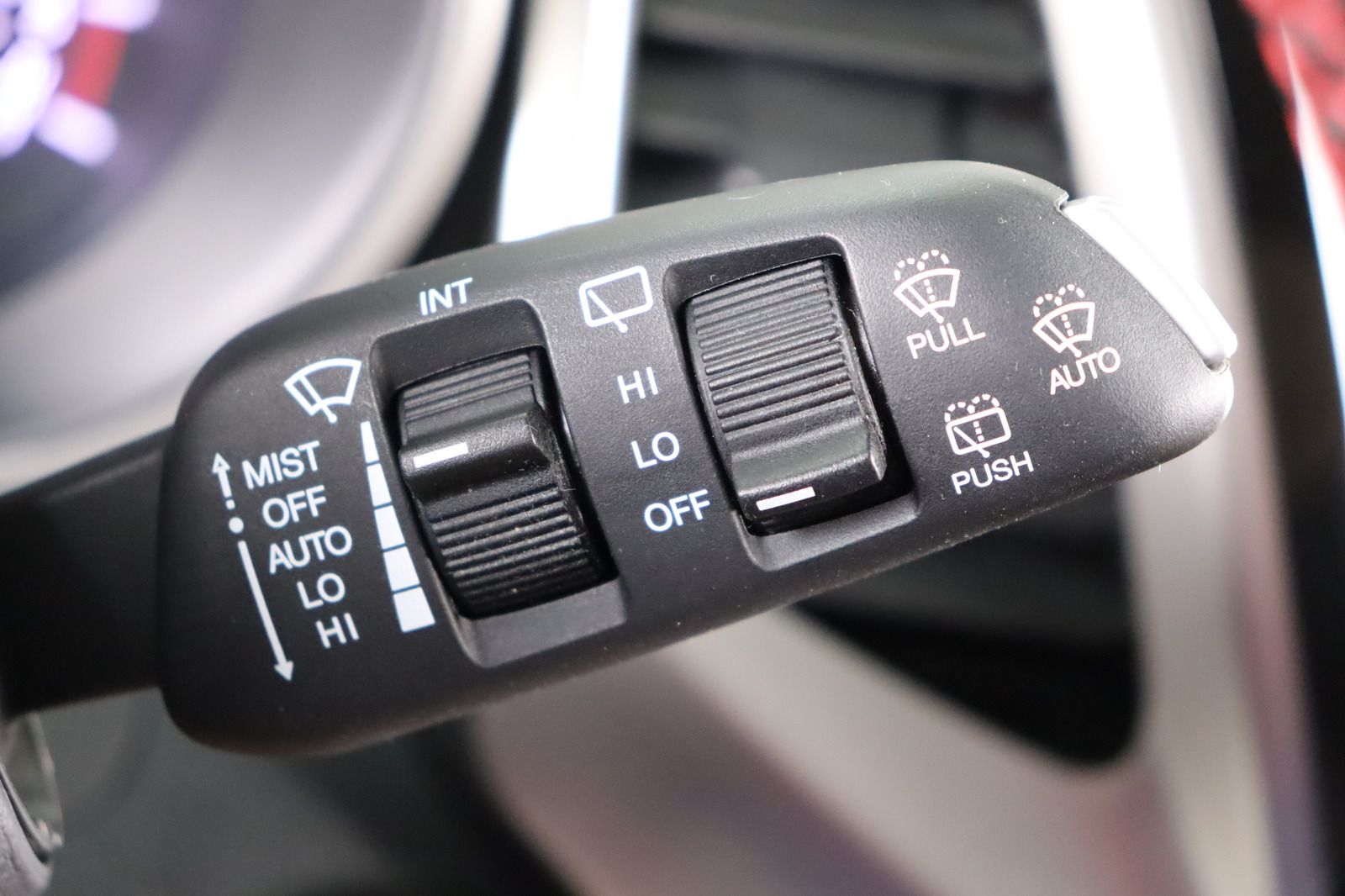Fahrzeugabbildung Andere Ssangyong Tivoli * Leder * Navi * SHZ* e-XGi 160