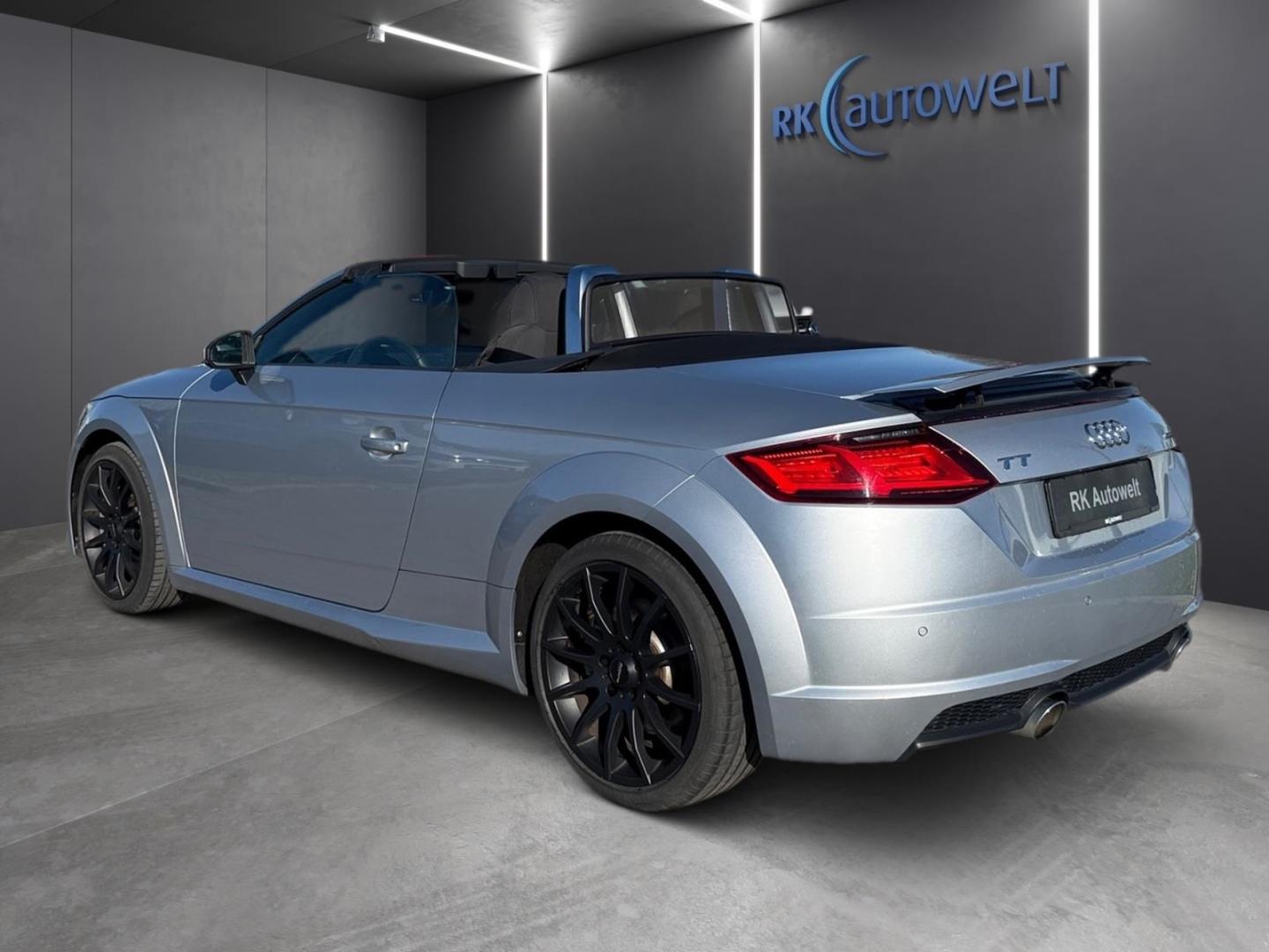 Audi TT 2.0 Roadster 45 TFSI quattro El. Verdeck Navi