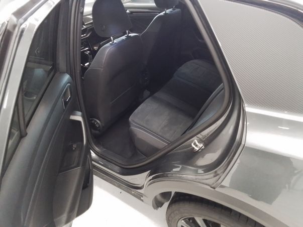 T-Roc 1.5 TSI DSG R-LINE BLACKSTYLE LED+PANO+KAM
