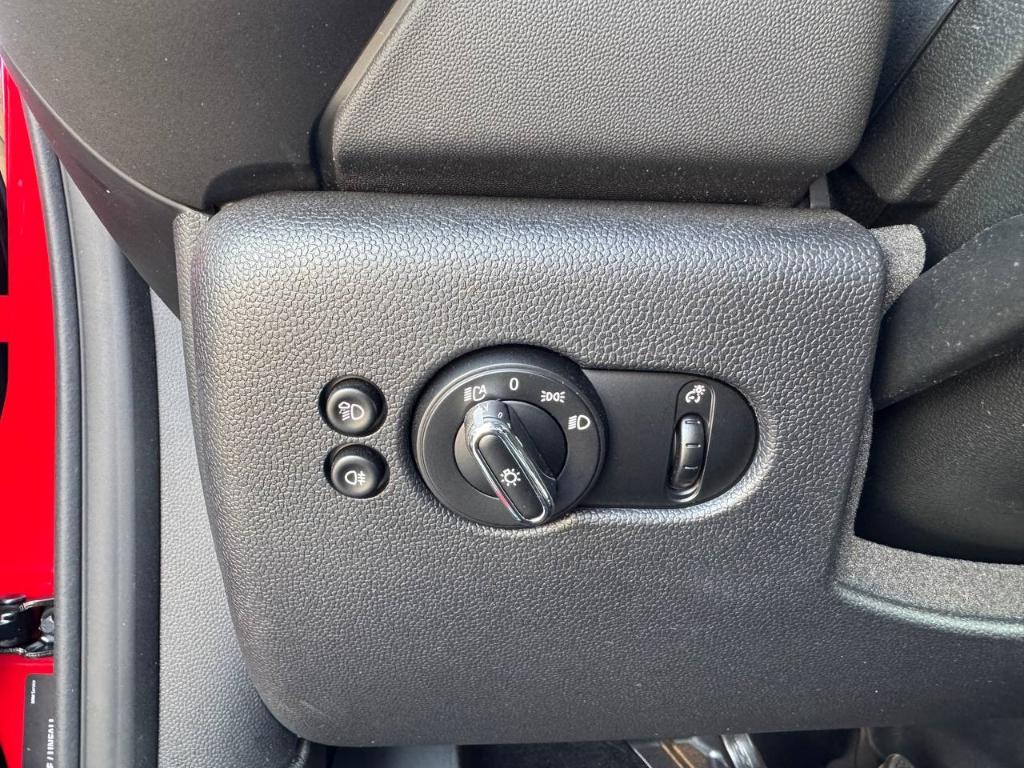 MINI Cooper S Cabrio Classic Trim 18'' Navi LED SHZ P