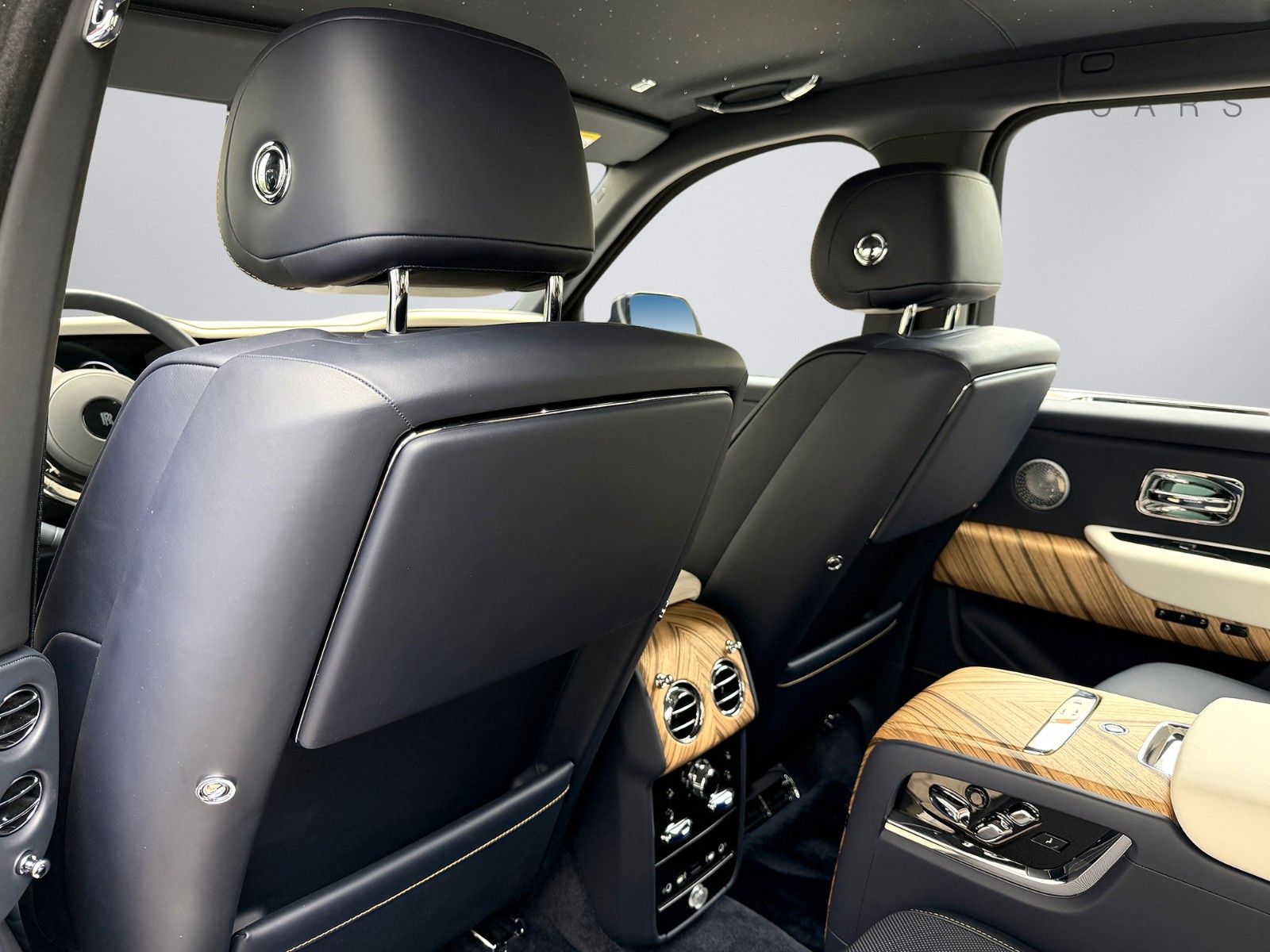 Rolls-Royce Cullinan 4 Seats Shooting Star Picnic Tables foto 24