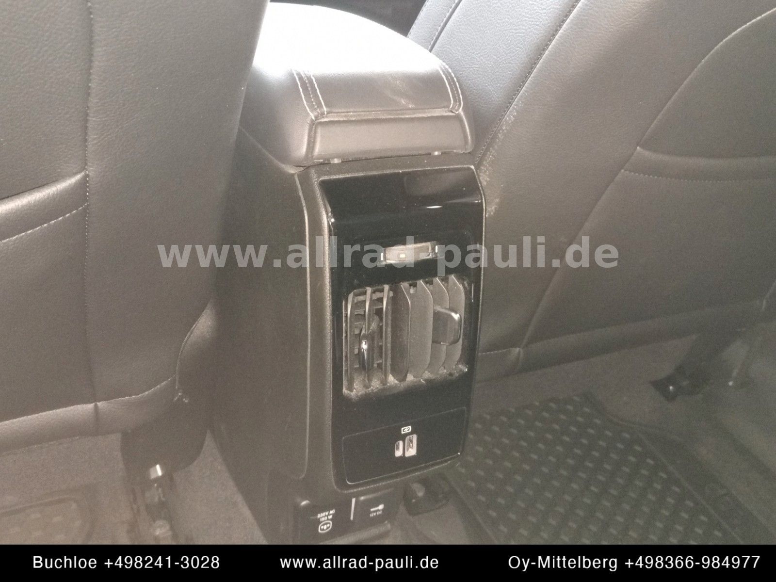 Jeep Compass 1.3 T-GDI S - INFOTAINMENT | 8-fach