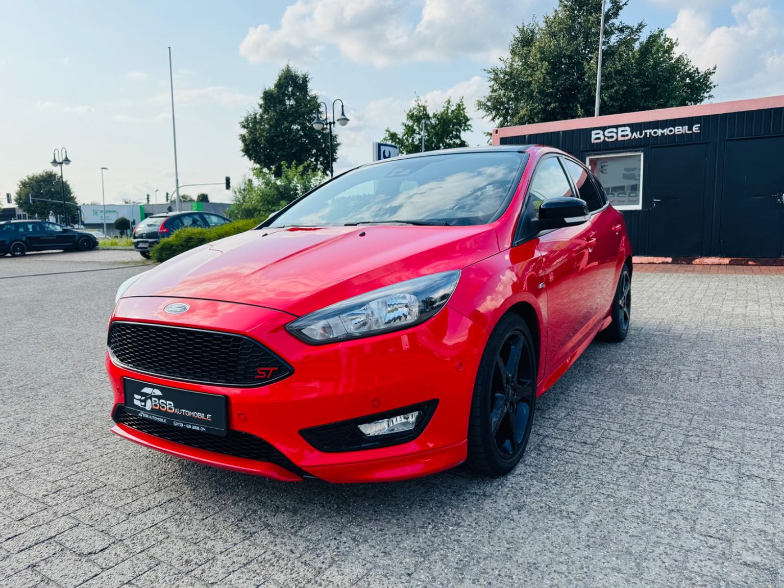 Ford Focus Lim. Sport 1,5*ST-Line