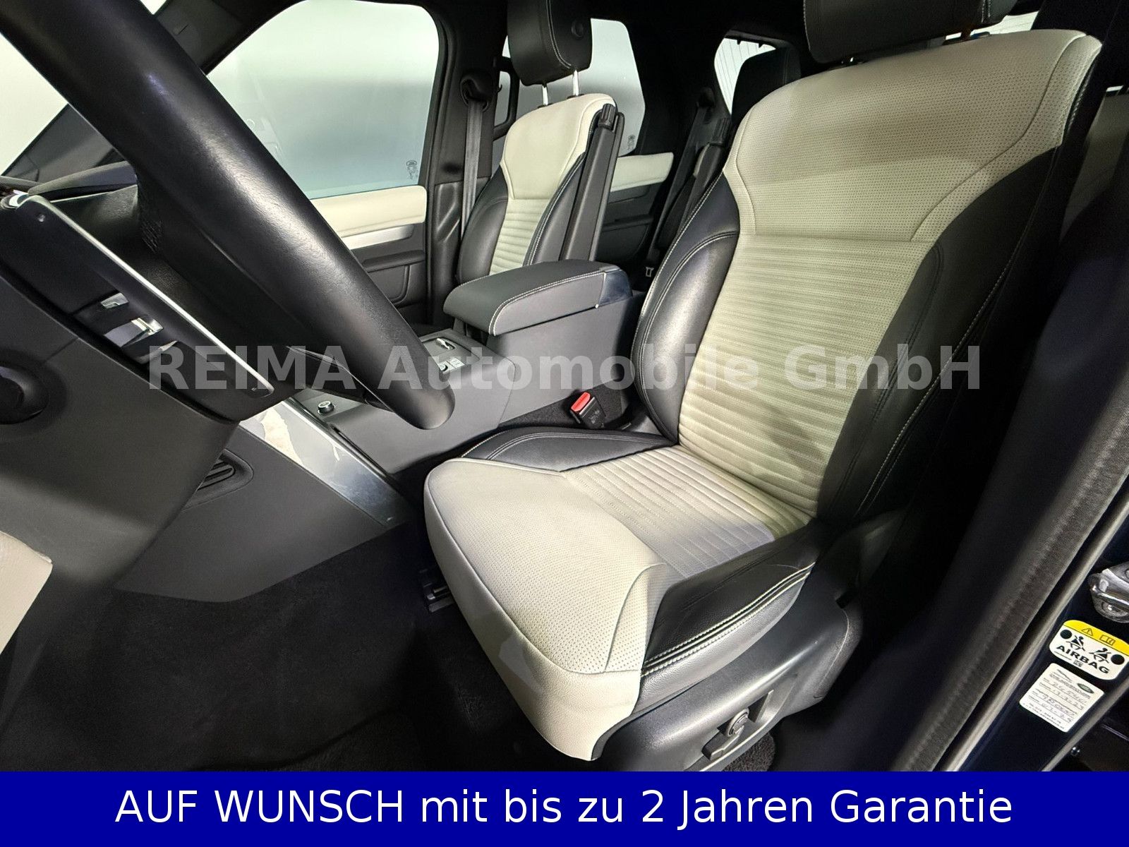 Fahrzeugabbildung Land Rover Discovery 5 HSE P360 AWD, Pano
