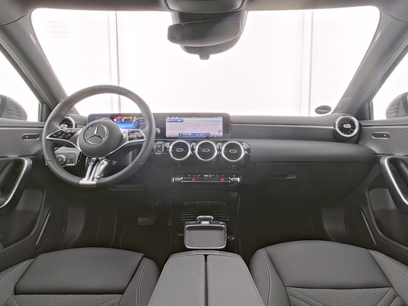 Fahrzeugabbildung Mercedes-Benz A 180 d Progressive Advanced*Kamera*CarPlay*LED*