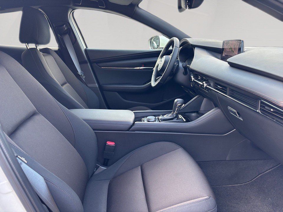 Fahrzeugabbildung Mazda 3 2.5i 140PS A/T Exclusive