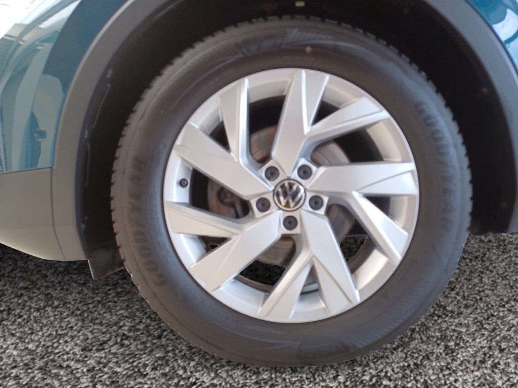Fahrzeugabbildung Volkswagen Tiguan 2.0 TDI 4MOTION DSG Elegance Sthzg, AHZV