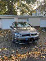 Volkswagen Golf 7 Service Neu - Volkswagen Golf aus 2012: 7