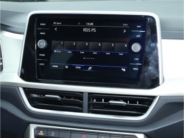 Volkswagen T-Roc MOVE 1.5 TSI DSG NAVI LED IQ Drive App Con