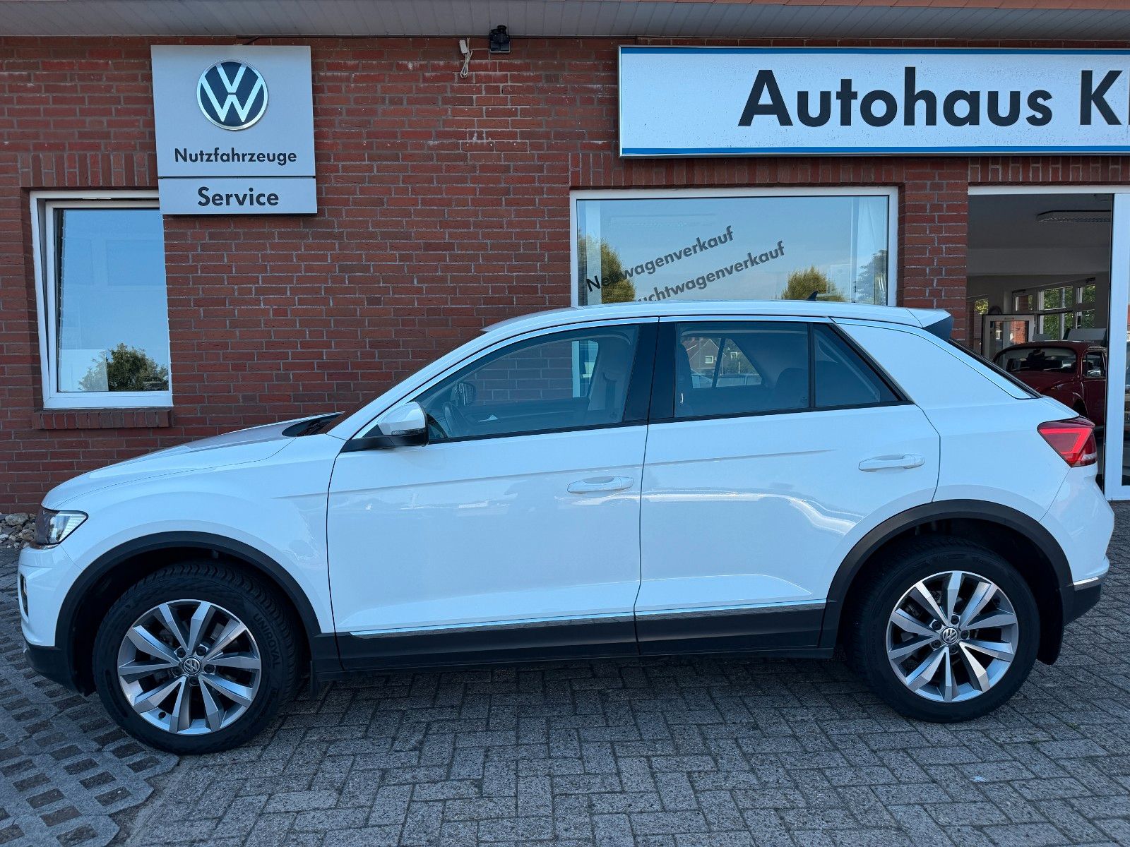 VW T-Roc Style 1,6TDi 115PS 6-Gang ACC/AHK/Navi/PDC