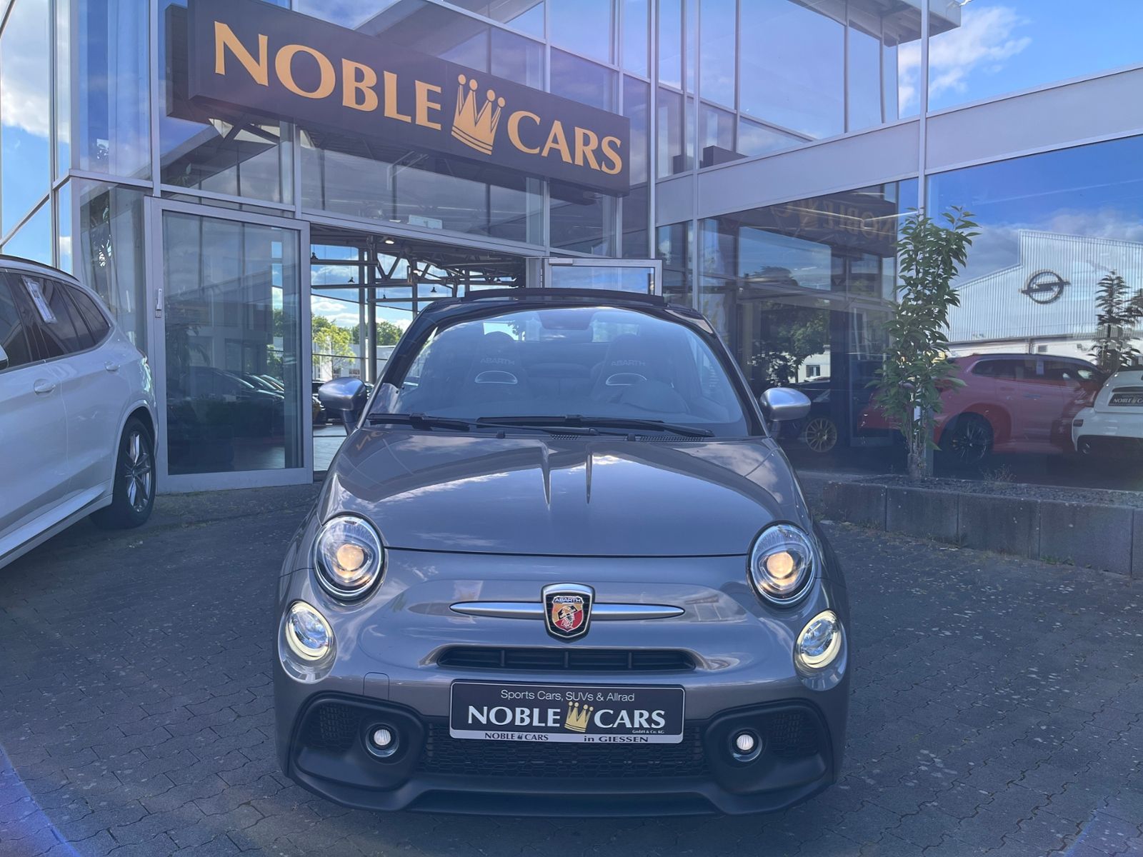 Fahrzeugabbildung Abarth 595C  Xenon NAVI ALU