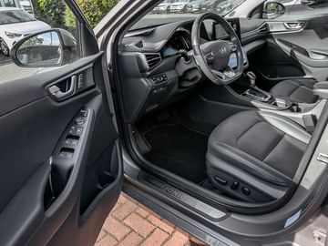 Hyundai Ioniq Premium Hybrid Stauassistent Leder Kamera