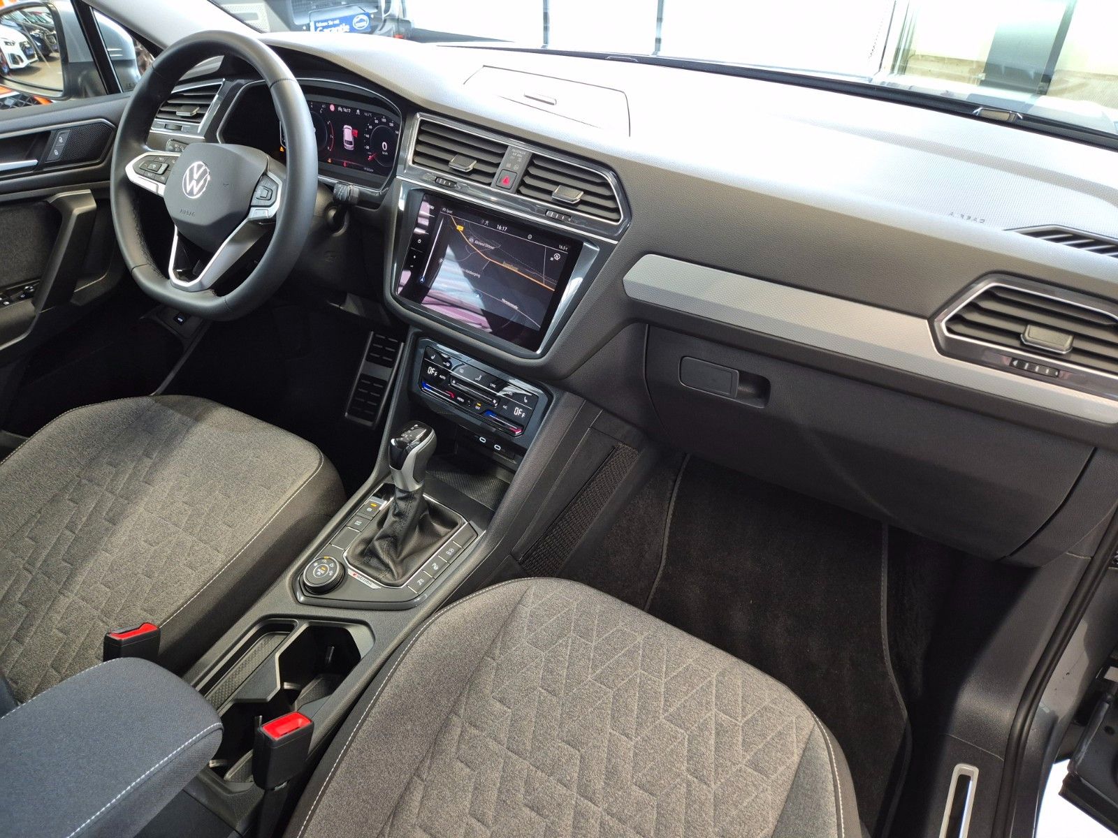 Volkswagen TIGUAN ALLSPACE 2.0 TSI 4M MOVE IQLIGHT NAVI 360 foto 11