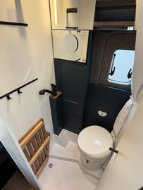HYMER  ERIBA  HYMERCAR Eriba Car 600 Winter+Chassis+Campingpaket LED 