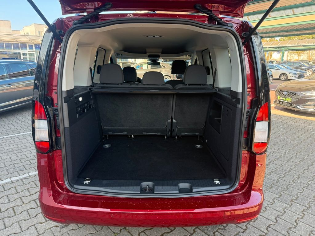 Ford Tourneo Connect L1 Titanium NAV*CarPlay*USB*