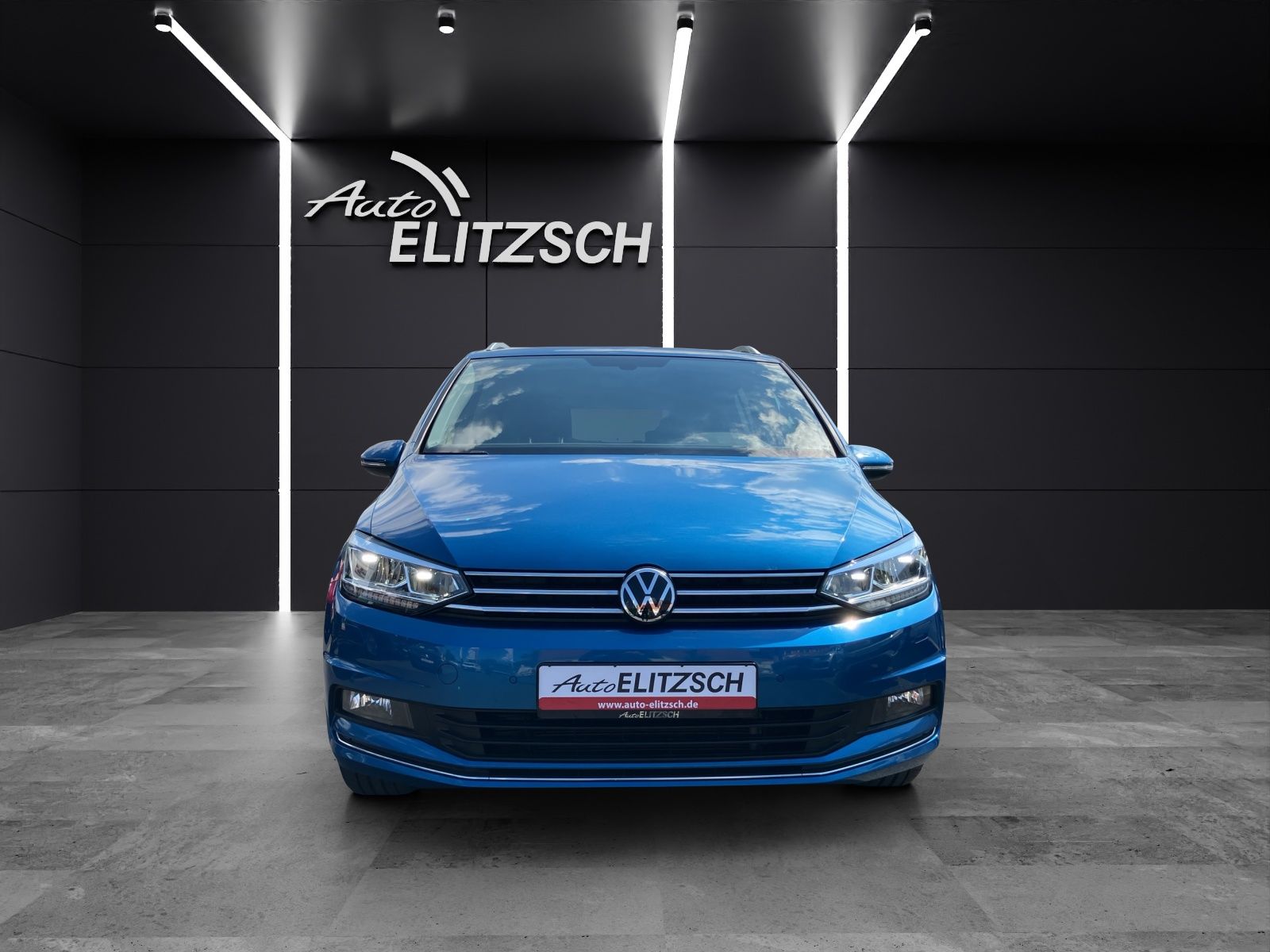 Fahrzeugabbildung Volkswagen Touran Highline BMT/Start-Stopp LED Climatronic