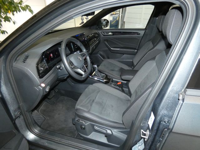 T-Roc 2.0 TDI Style DSG Black Style AHK 19 Zoll