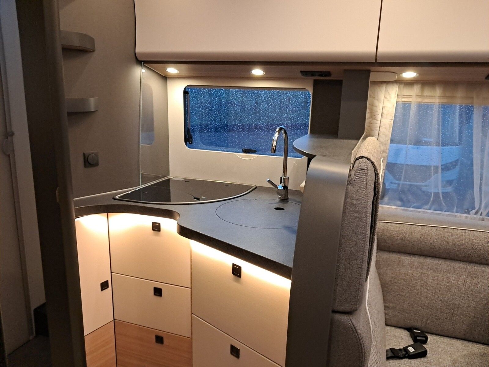 Fahrzeugabbildung Malibu T 470 RB LE K comfort Navi, Markise, RFK, TV