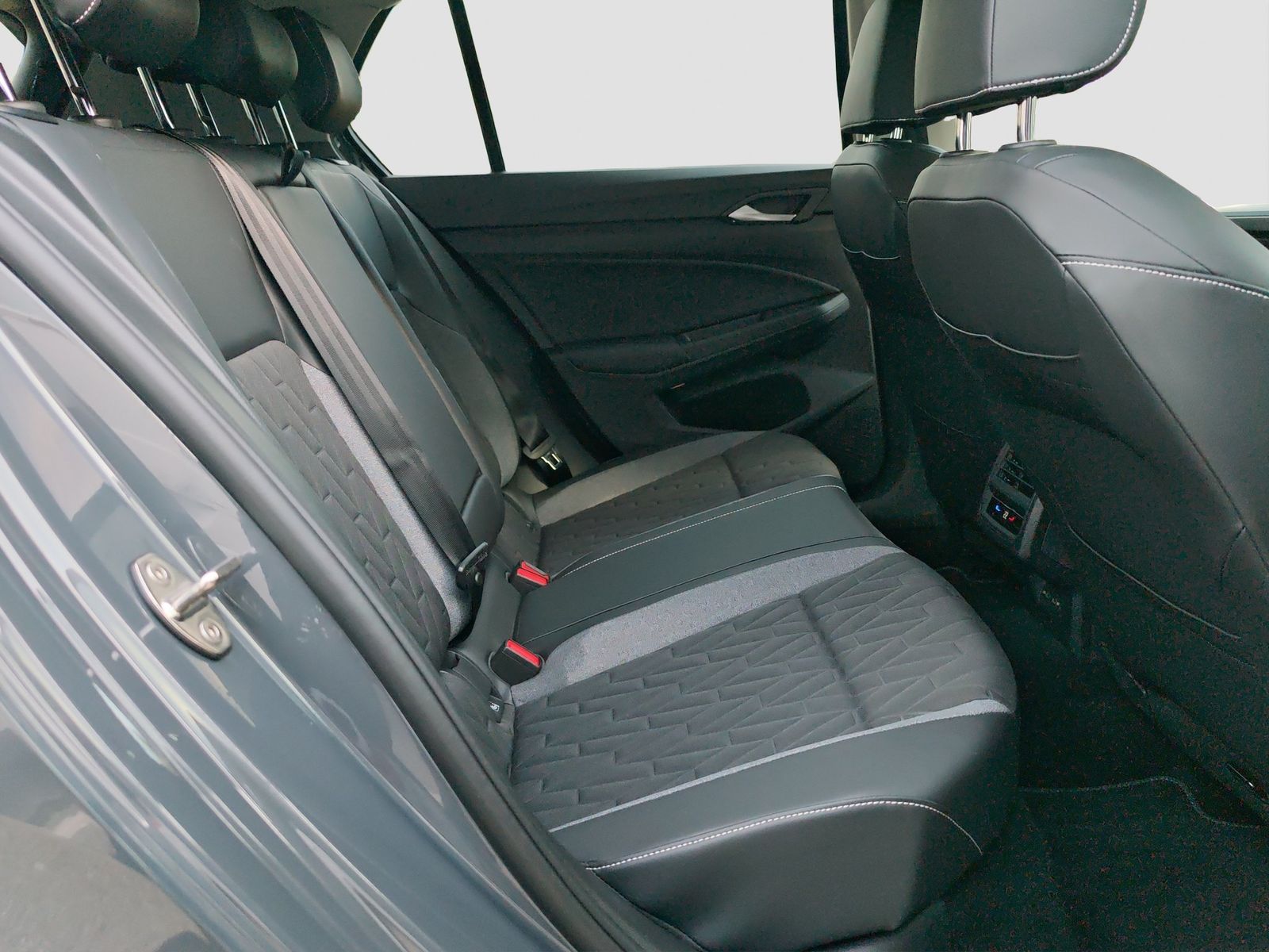 Volkswagen Golf - Bild 15